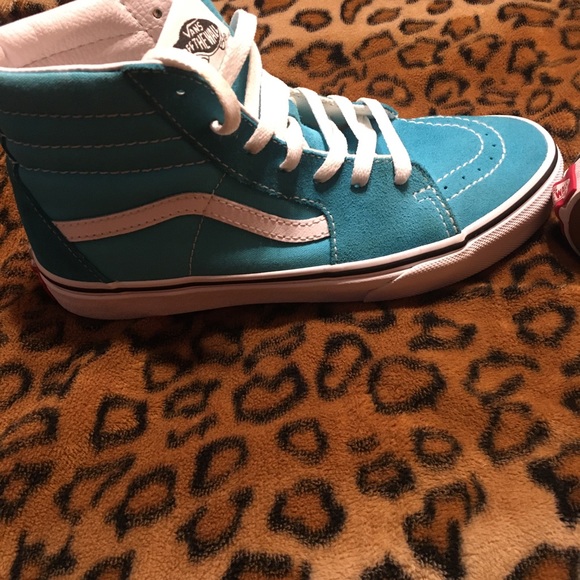 Vans - Picture 5 of 6